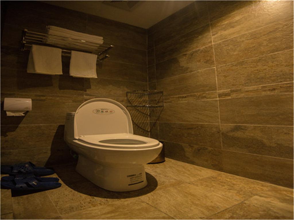 Oriental Inn Phoenix Puyuan Branch فنغهوانغ المظهر الخارجي الصورة
