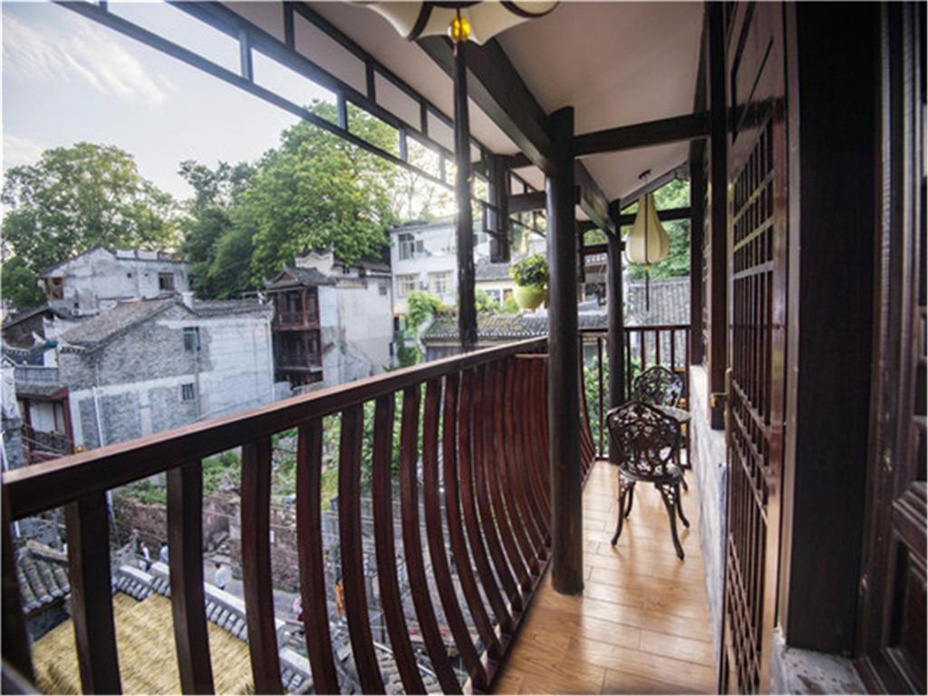 Oriental Inn Phoenix Puyuan Branch فنغهوانغ المظهر الخارجي الصورة